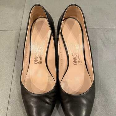 Salvatore Ferragamo pumps