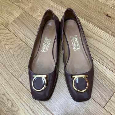 Salvatore Ferragamo Gancini 8.5D Pumps Flat