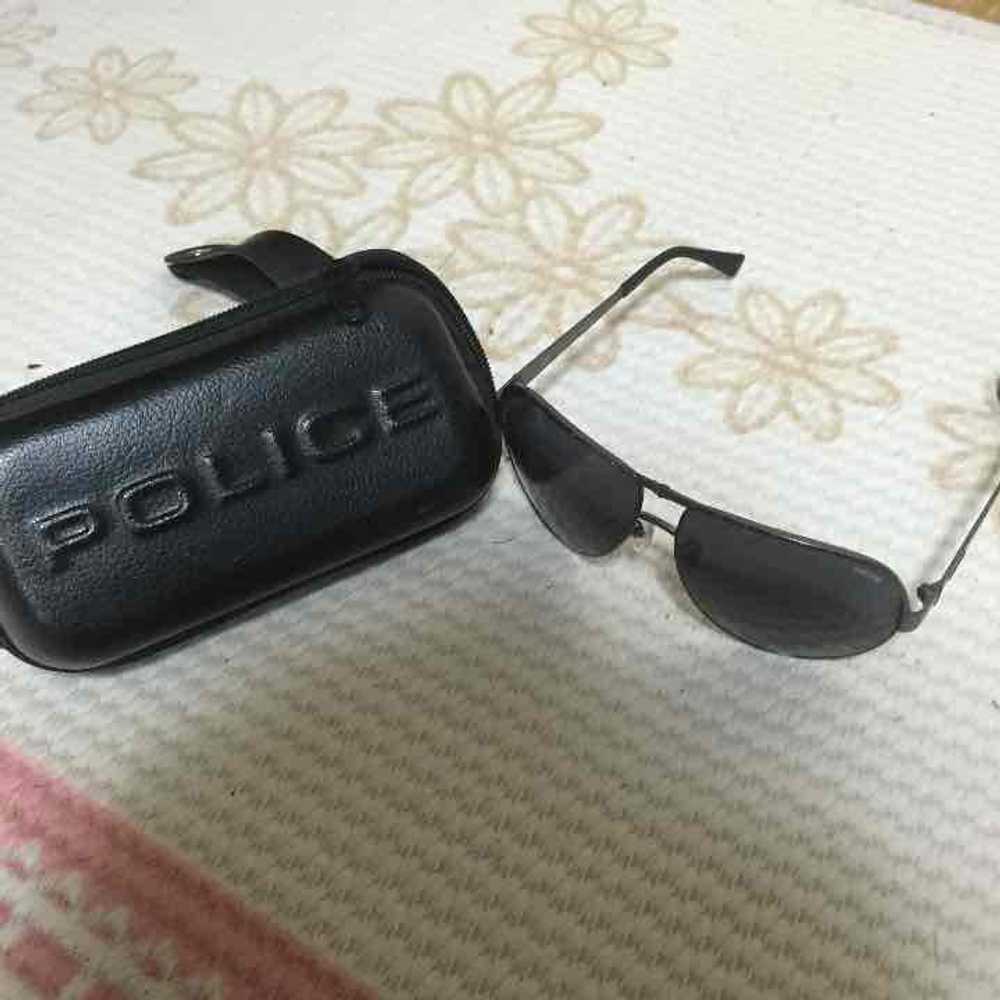 USED POLICE SUNGLASSES EXCELLENT #7F1F - image 3