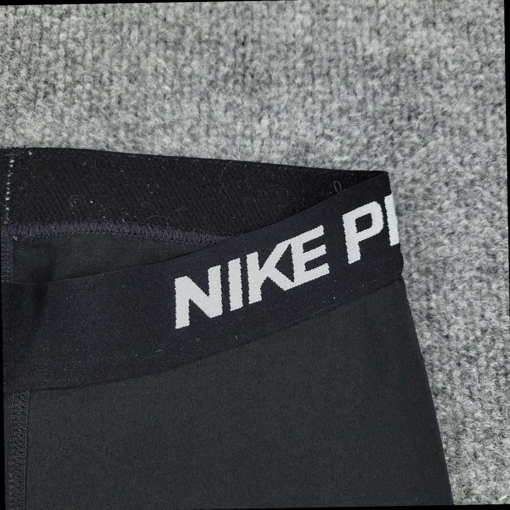 Nike Fitted Crop Leggings in Black Dri-Fit Active… - image 3