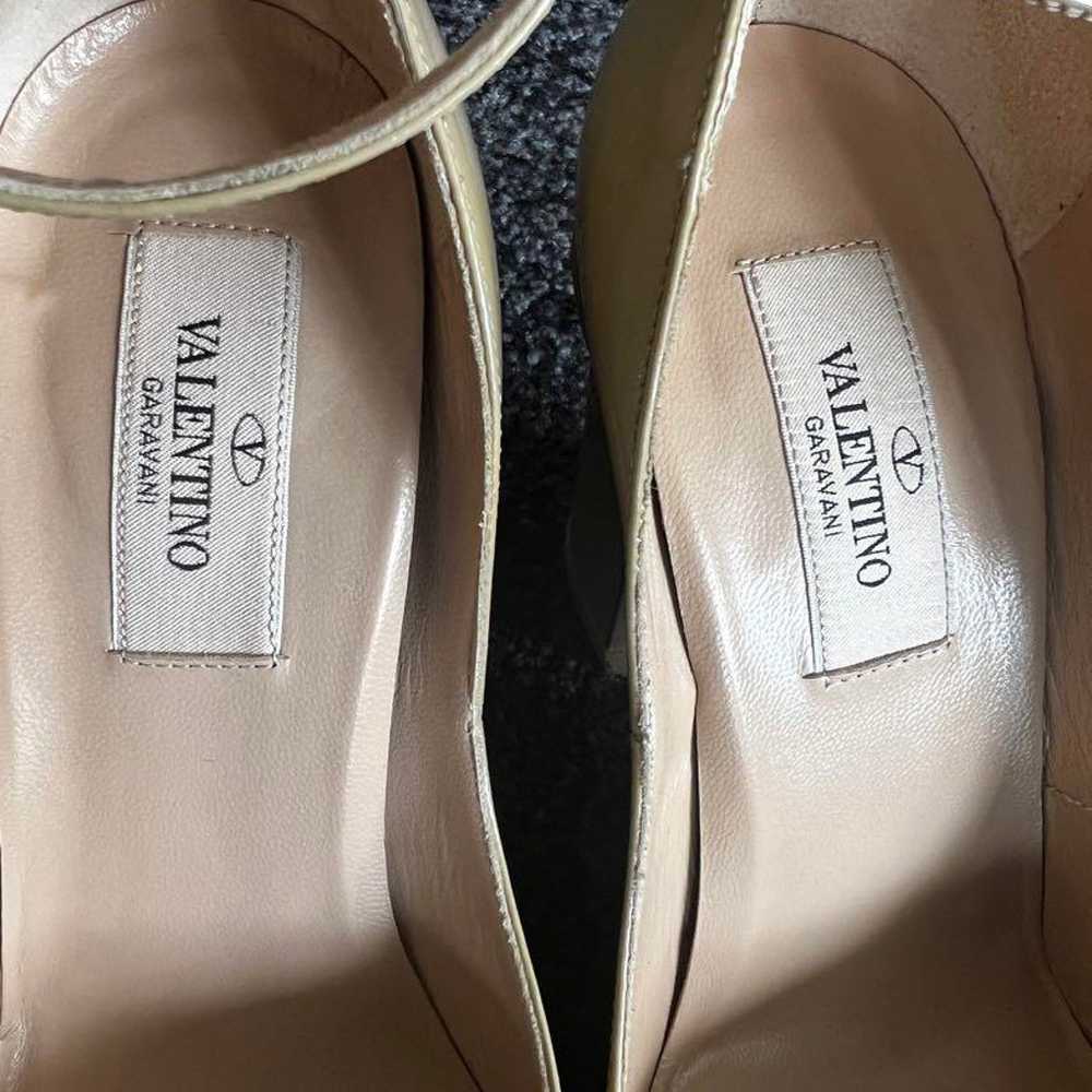 VALENTINO Beige Pumps - image 2