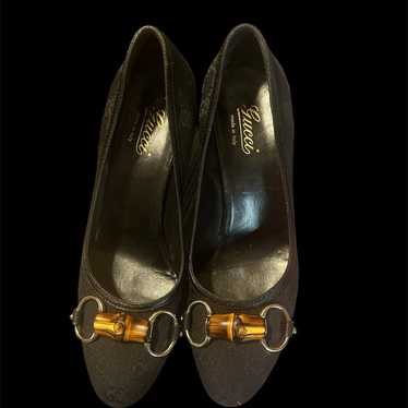 Gucci black leather and canvas pumps with gold an… - image 1