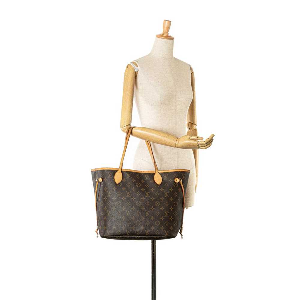 Louis Vuitton Neverfull leather tote - image 9