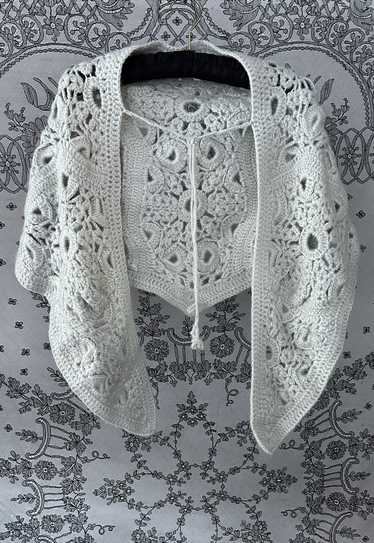 Vintage Ladies Soft Wool Light Grey Cape Shawl