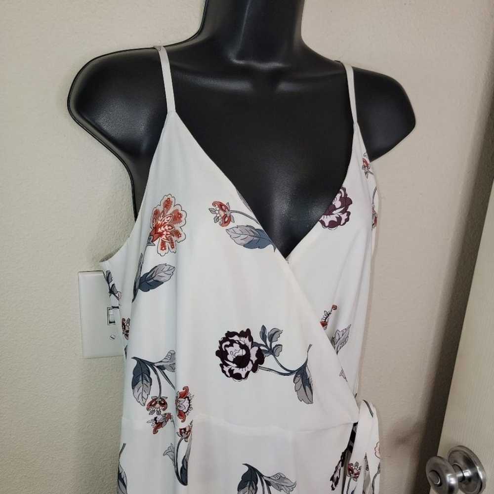 LOFT Outlet white floral wrap dress size Large - image 4