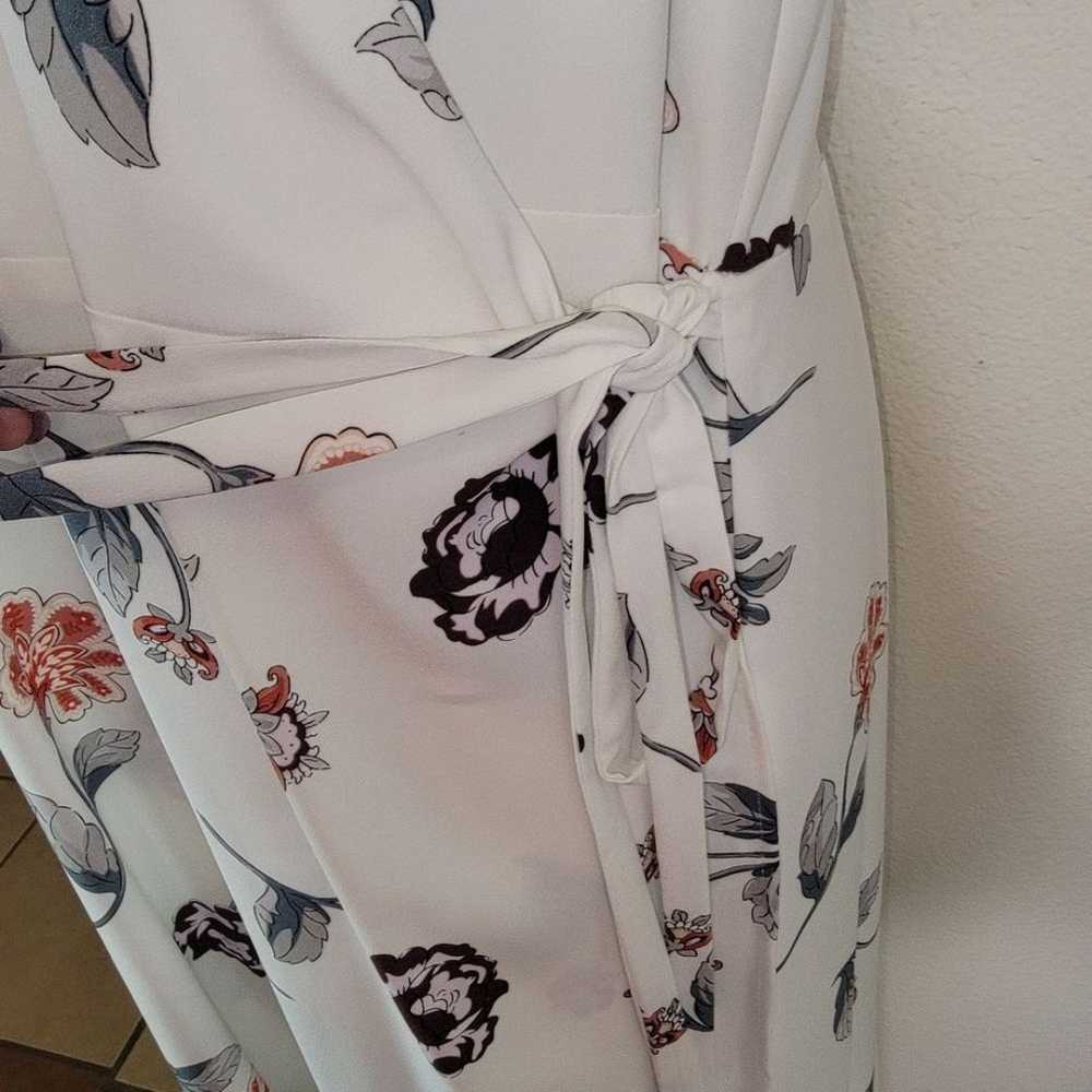 LOFT Outlet white floral wrap dress size Large - image 7