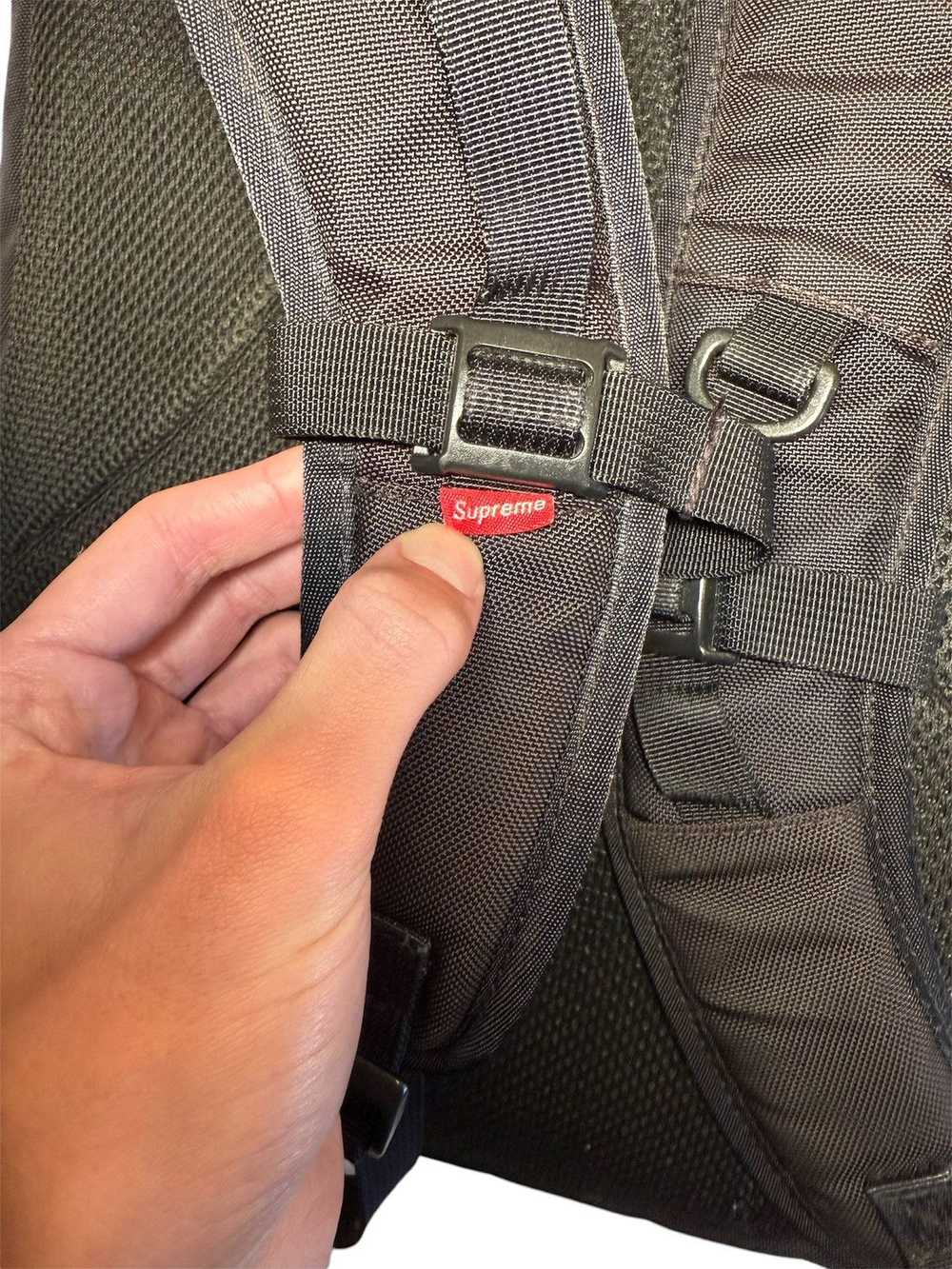 Supreme Supreme ss18 Backpack Black - image 10