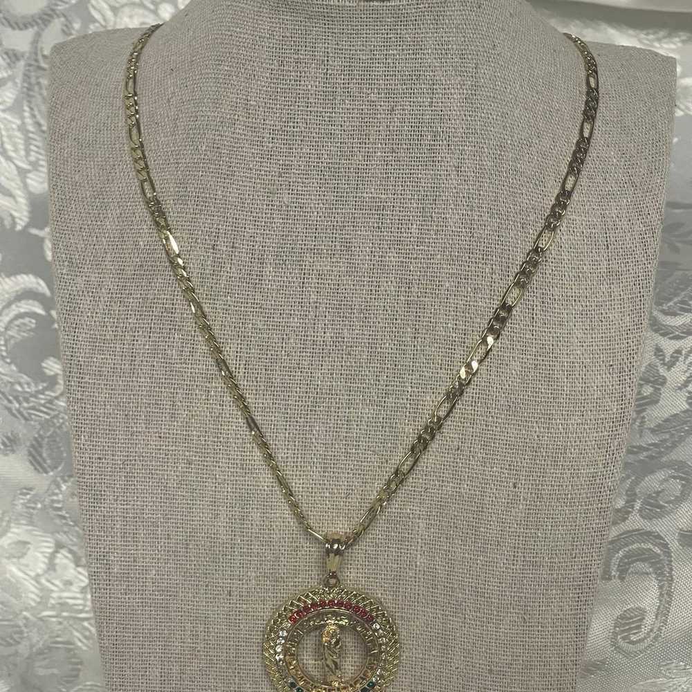 14K gold filled fígaro chain and pendant - image 1