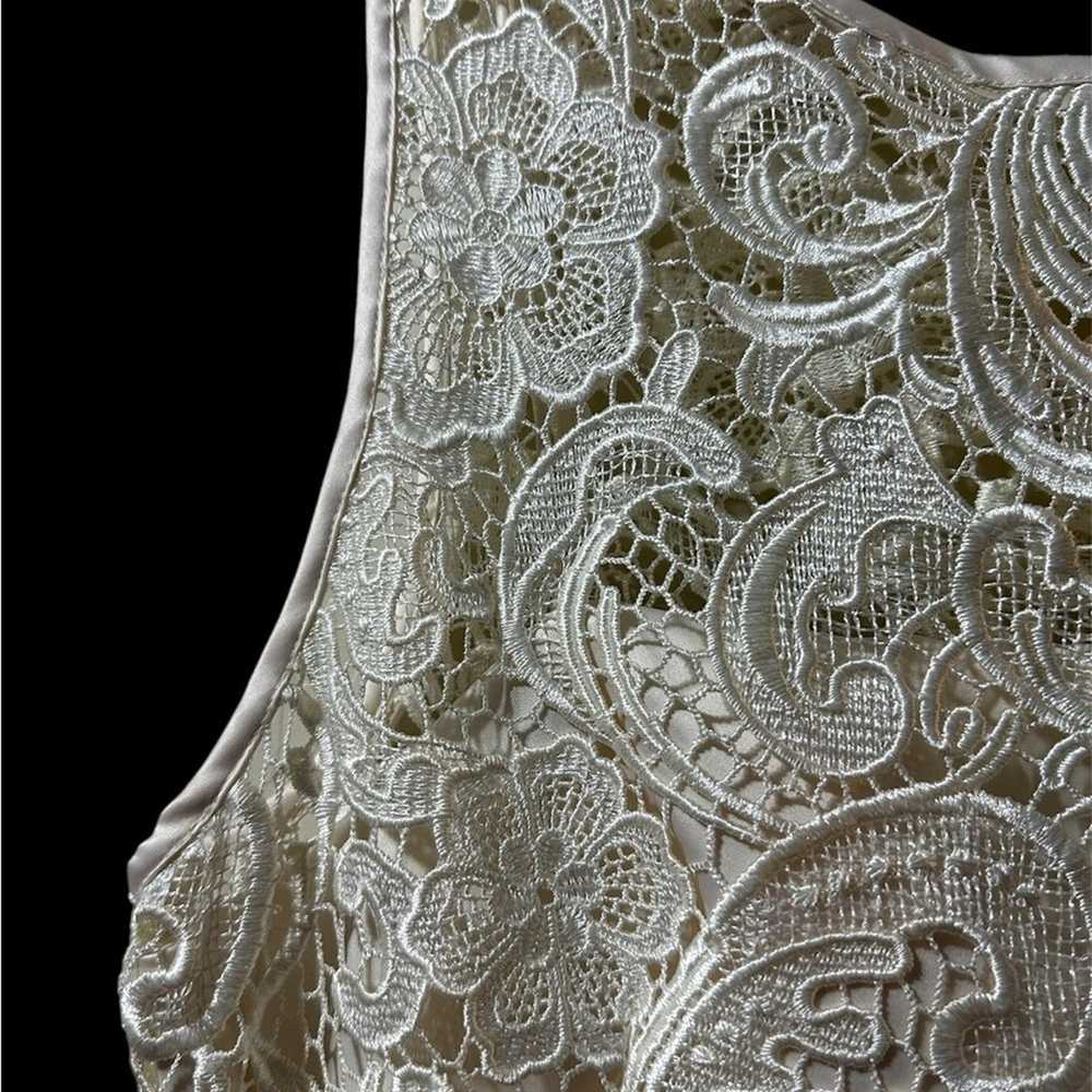 Adrianna Papell champagne embroidered lace sleeve… - image 7