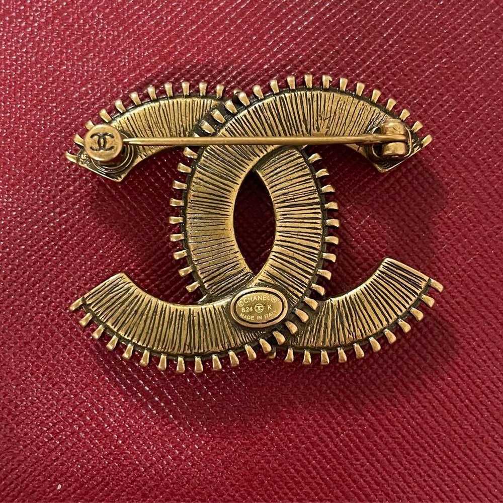 Final Price Reduction Brooch - image 2