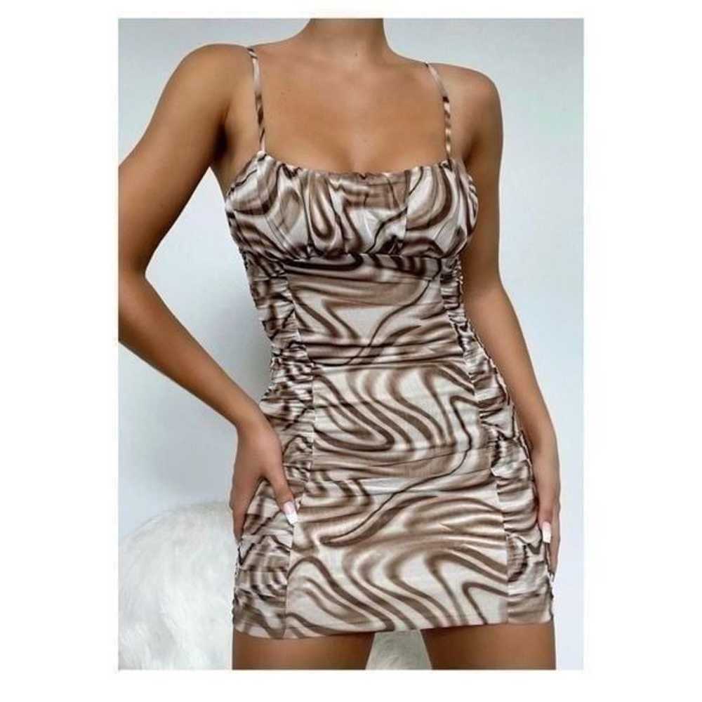 Brown swirl print ruched mini dress - image 9