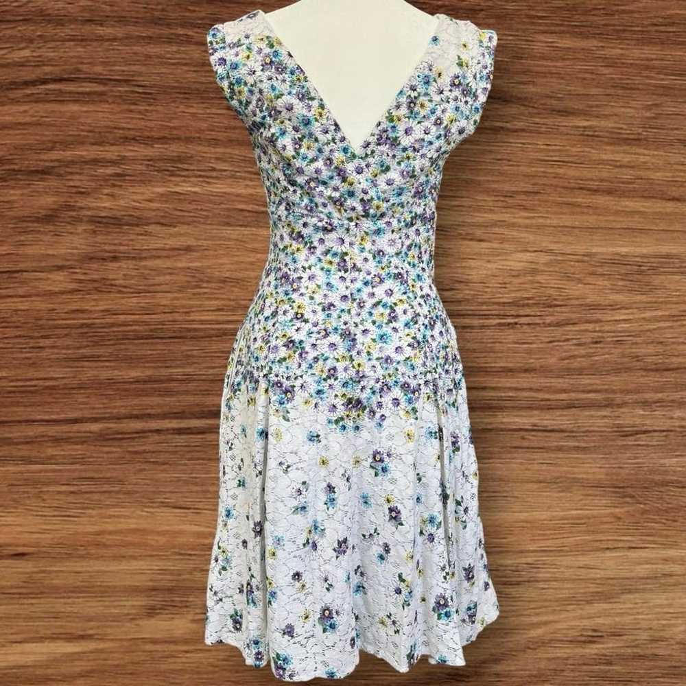 Betsy Johnson floral dress Size 4 - image 3