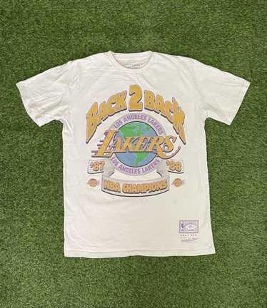 Mitchell & Ness × Streetwear × Vintage LAKERS BAC… - image 1