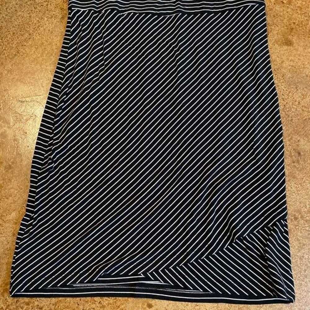 ATHLETA Black and White Stripe La Palma sleeveles… - image 7