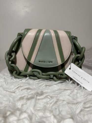 Charles keith and chain - Gem