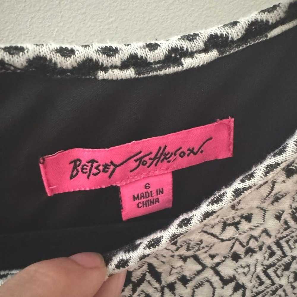 Vintage BETSEY JOHNSON Black/White Long Sleeve Ge… - image 4