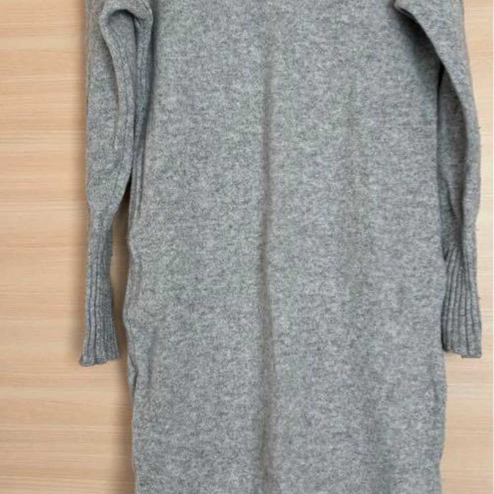 Gray knit dress & navy slip dress - image 1