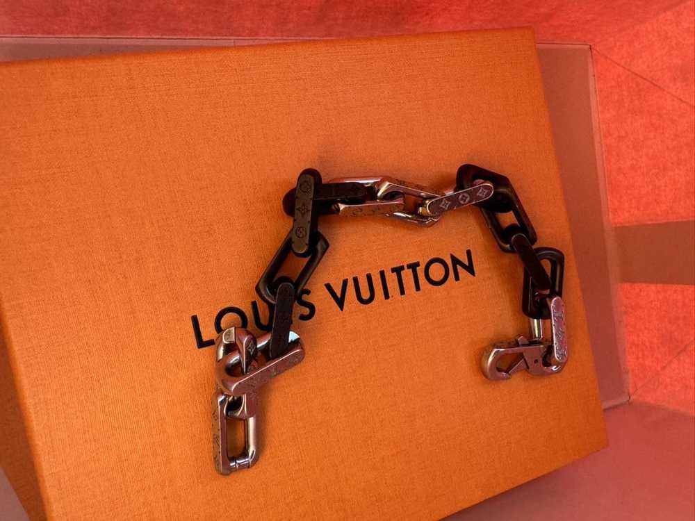 Louis Vuitton Louis Vuitton Chain Bracelet - image 2