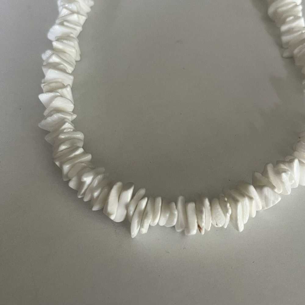 White Hawaiian 17" Chipped Puka Sea Shell Necklac… - image 1