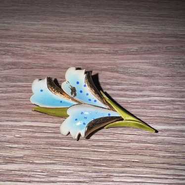 Vintage Signed COROCRAFT Blue Flower Enamel Gold T