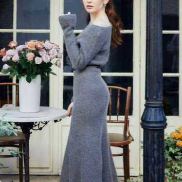 Trois Logo Turtleneck Knit Pullover