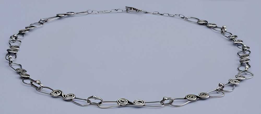 Silver Swirl Hand Forged Link Chain Necklace circ… - image 4