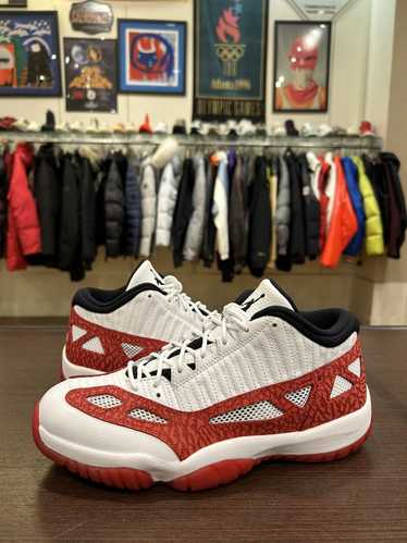 Jordan Brand Jordan 11 Retro Low lE White Gym Red