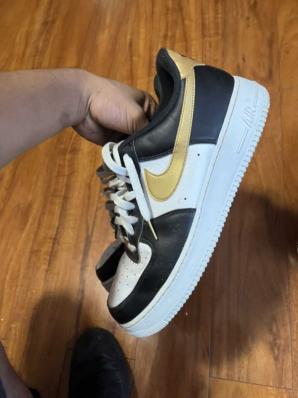 Nike Air Force 1 Metallic Gold - image 4