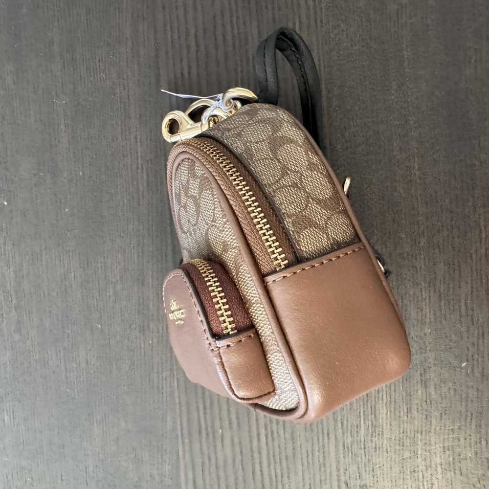 Coach Leather purse - image 3