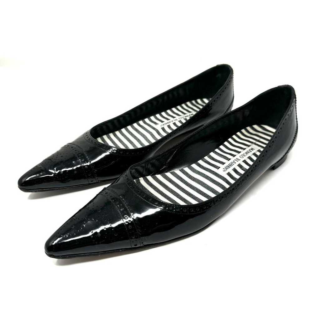 Manolo Blahnik Patent leather flats - image 3