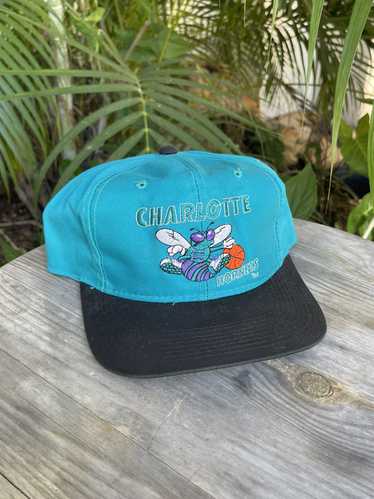 Vintage Vintage 90s Charlotte Hornets Snapback G C