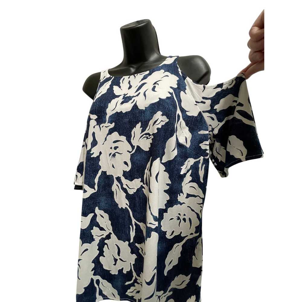 Other Inc Blue White Floral - Cold Shoulder Blous… - image 2