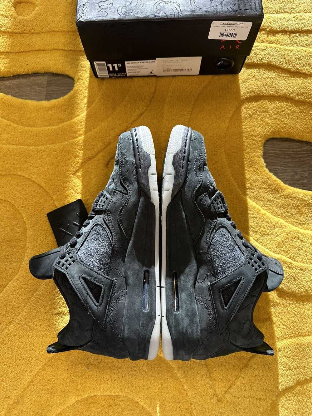 Jordan Brand × Kaws Jordan 4 Retro Kaws Black - image 4