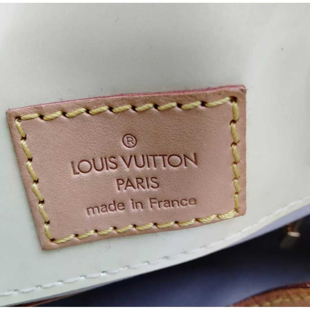 Louis Vuitton Reade patent leather tote - image 7