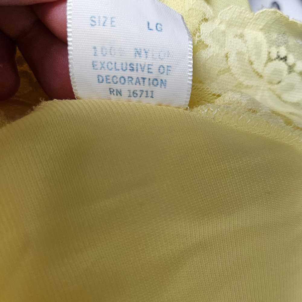 Vintage Chic Lingerie Negligee Nightgown L Yellow… - image 11