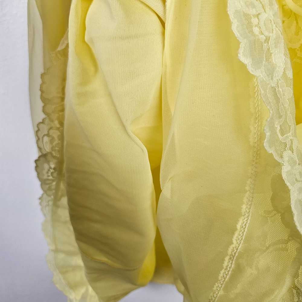 Vintage Chic Lingerie Negligee Nightgown L Yellow… - image 6