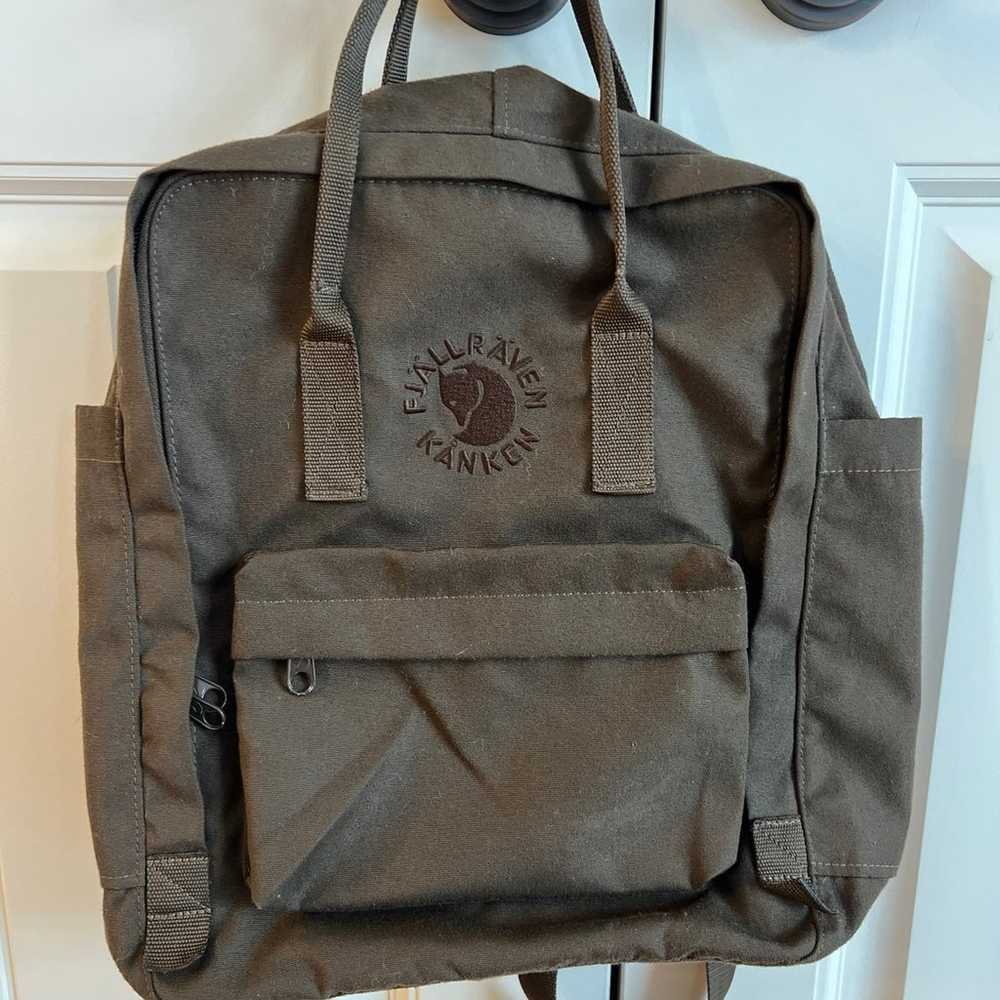 Fjallraven Re-Kanken Backpack Dark Olive - image 1