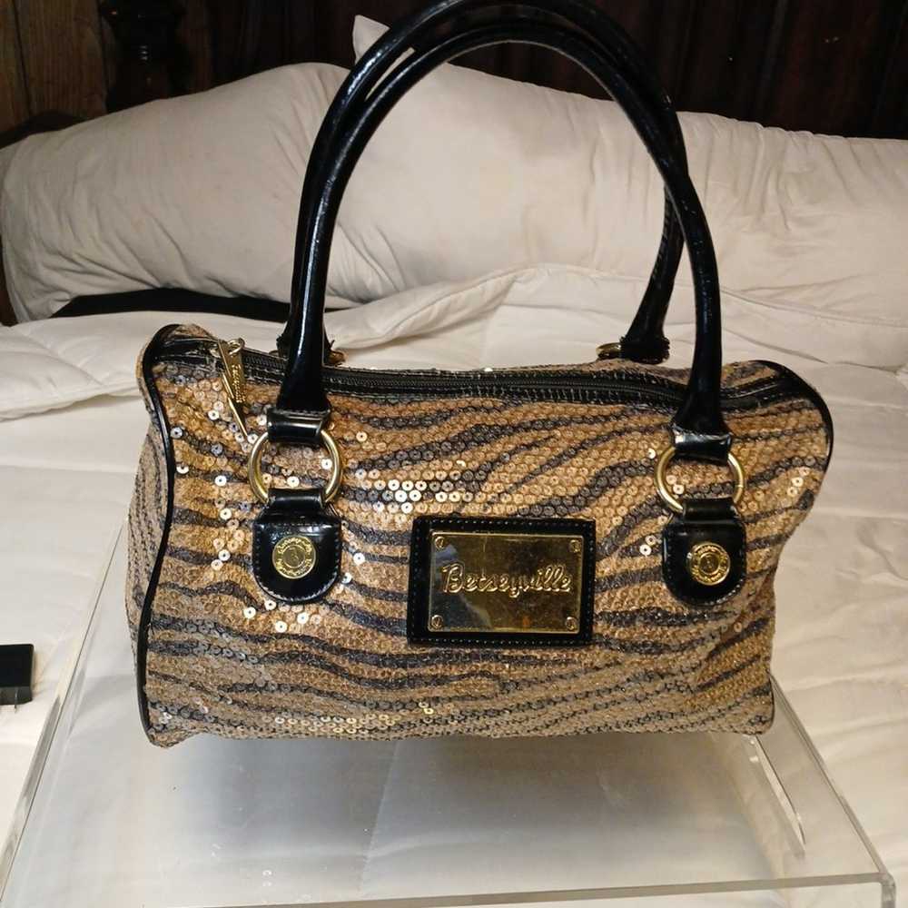 Betsey Johnson betseyville bag - image 9