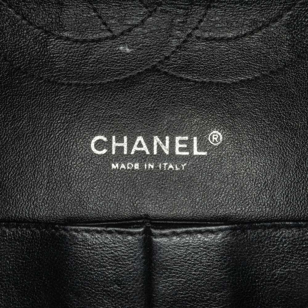 Black Chanel Jumbo Classic Patent Double Flap Sho… - image 5