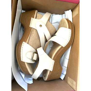 Dansko Dansko Shari Ivory Leather Sandal Clogs - 3