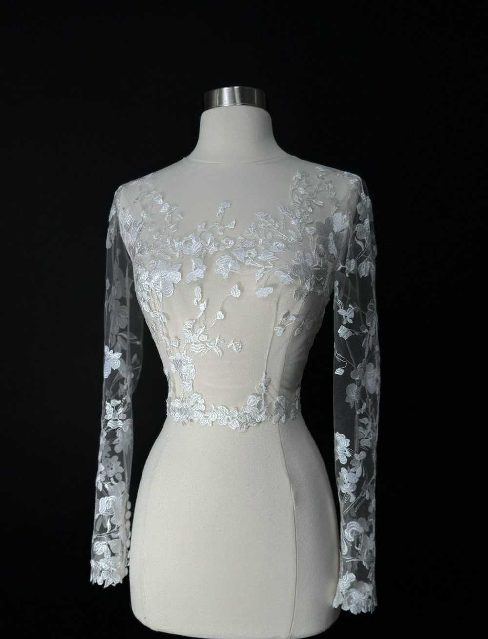 Other Preloved US 6 Embroidered Lace Anna Augusta… - image 2