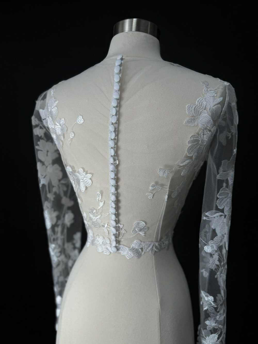 Other Preloved US 6 Embroidered Lace Anna Augusta… - image 5