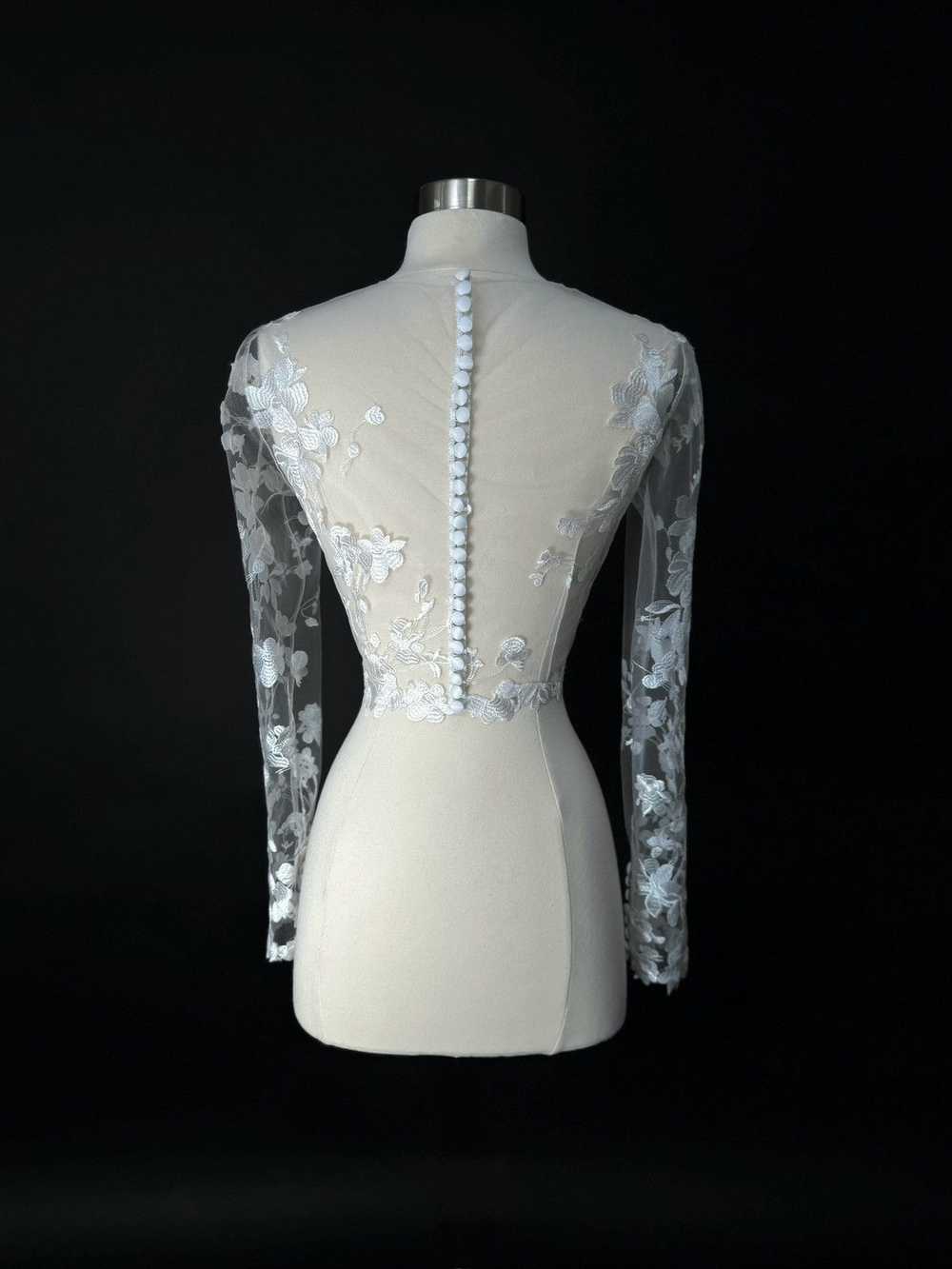 Other Preloved US 6 Embroidered Lace Anna Augusta… - image 6