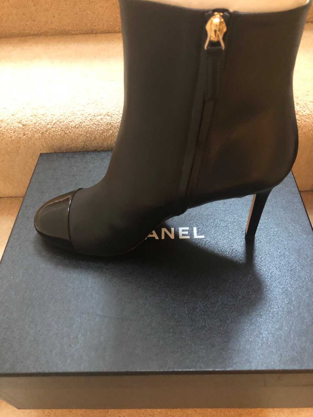 Product Details Chanel Black Leather Ankle Boots - image 4