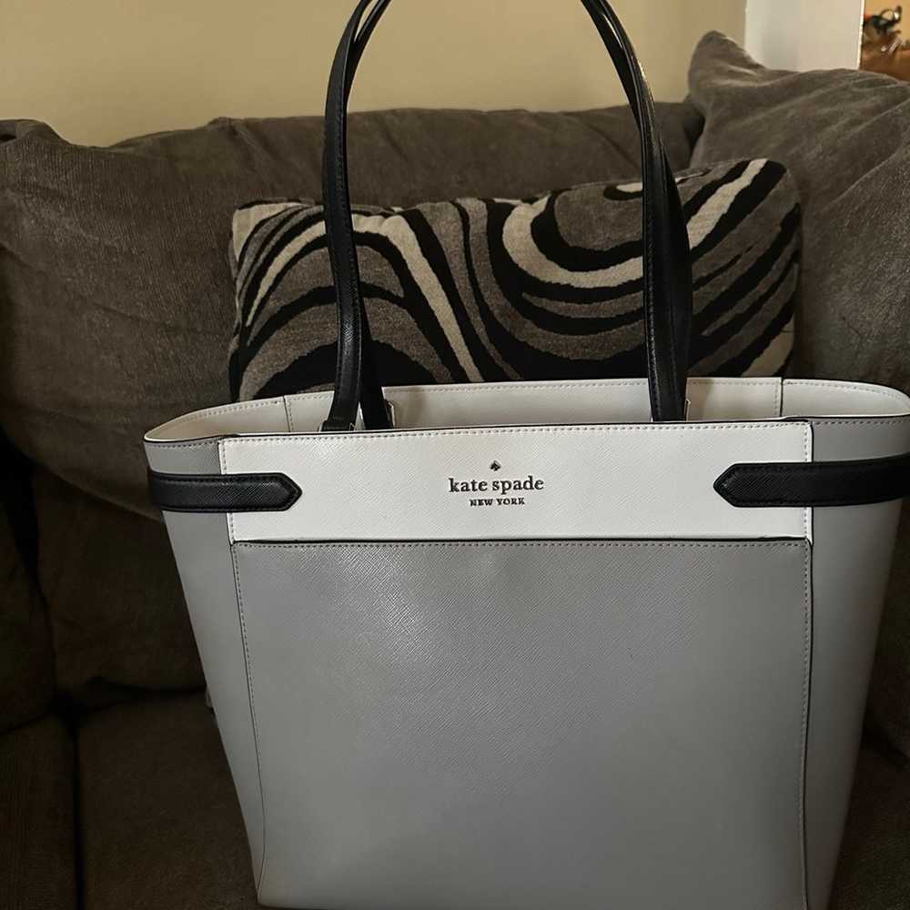 Kate spade large tote nwot no call outs - image 1