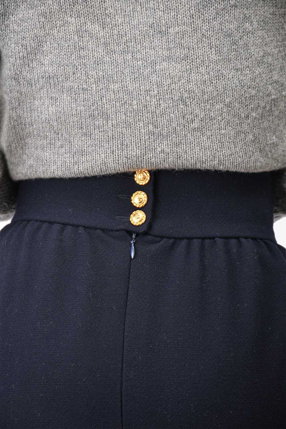 Pre-Loved Chanel™ Vintage Navy Wool Midi Skirt Si… - image 3