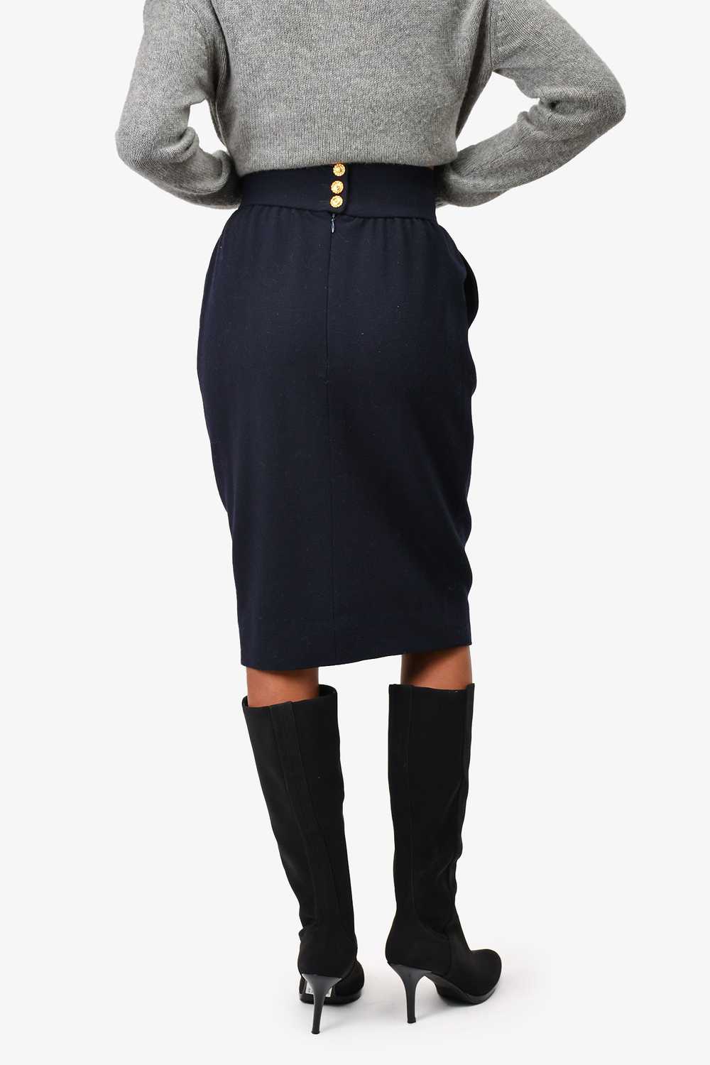 Pre-Loved Chanel™ Vintage Navy Wool Midi Skirt Si… - image 4