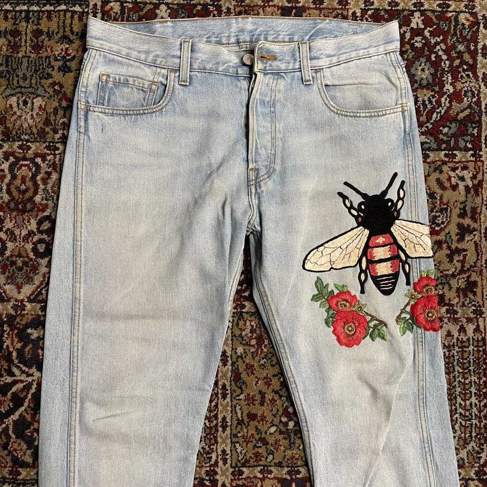 Gucci Gucci Bee Embroidered Denim Jeans size 32 I… - image 2