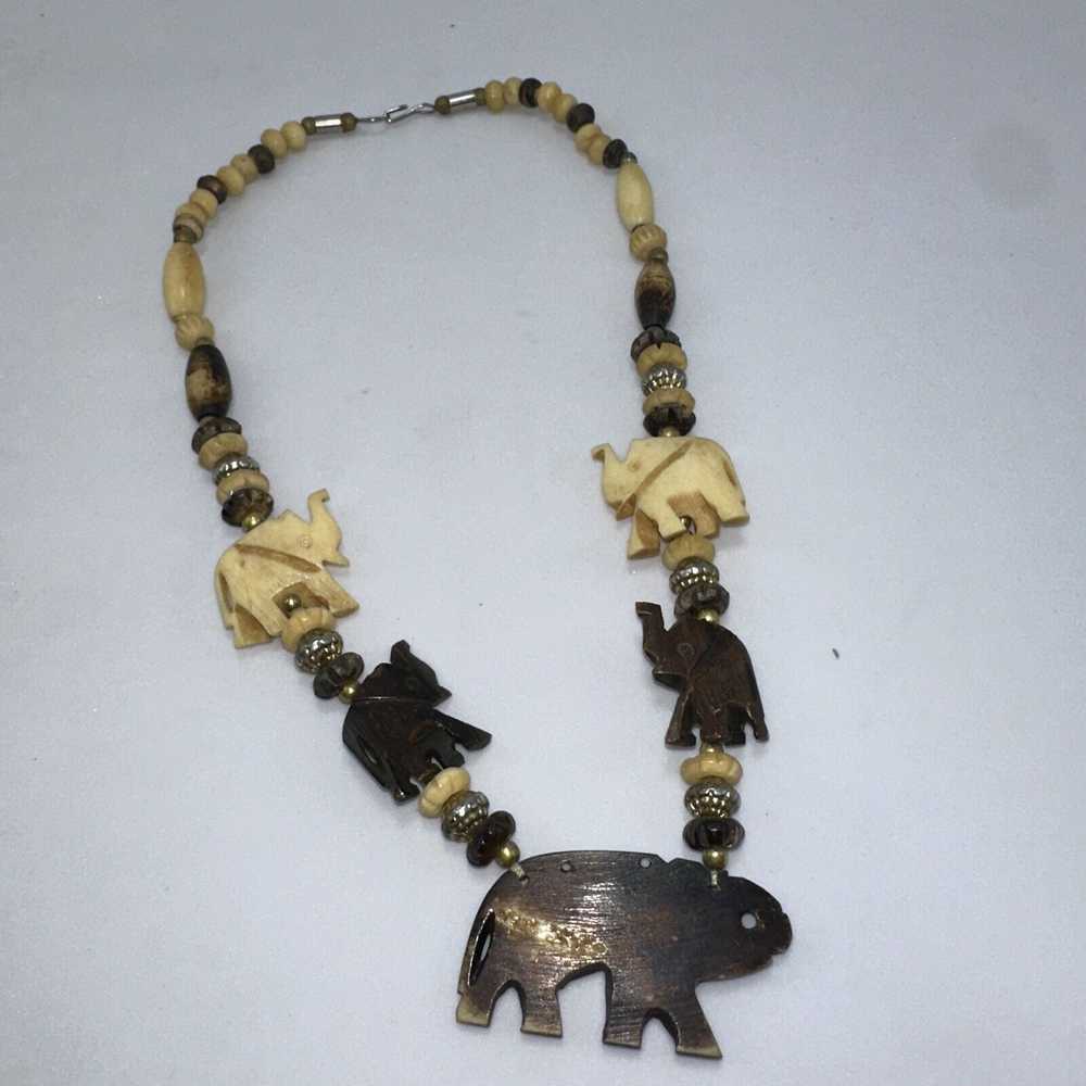 Unkwn African Safari Wood Necklace Carved Animals… - image 4