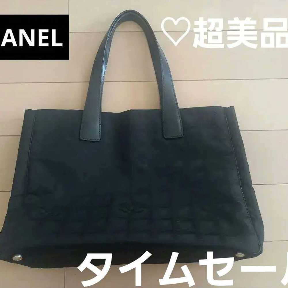 Chanel tote bag, black, in excellent condition, a… - image 1